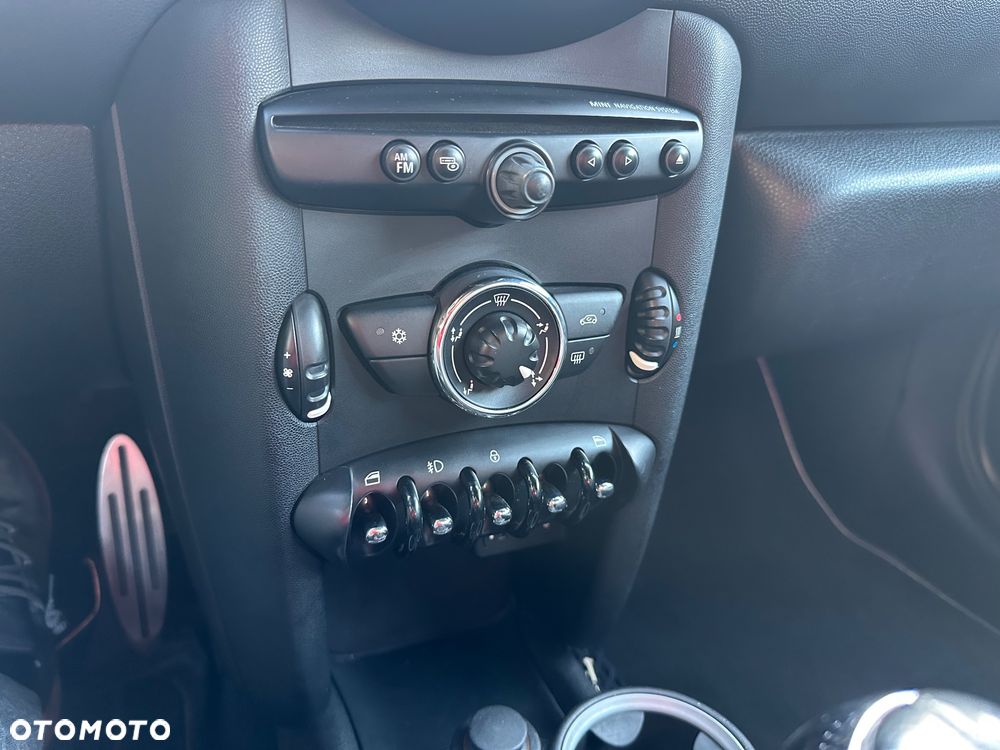 MINI Cooper S 50 Mayfair - 33