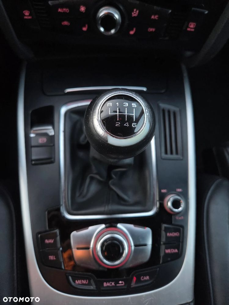 Audi A4 Avant 2.0 TDI - 23