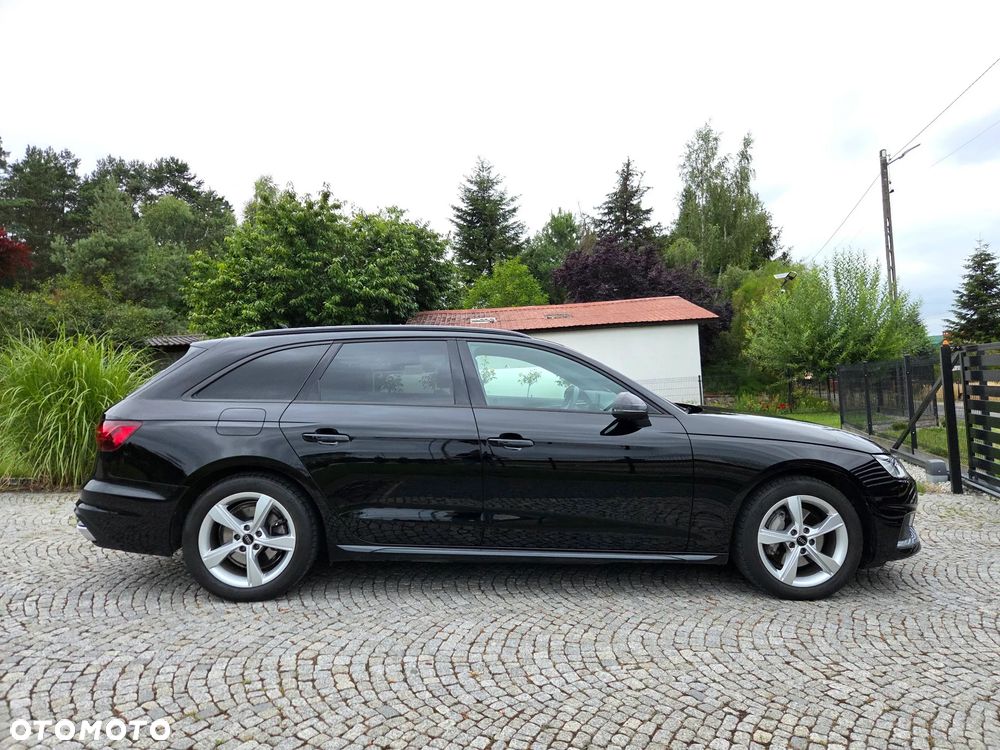 Audi A4 Avant 40 TDI quattro S tronic S line - 4
