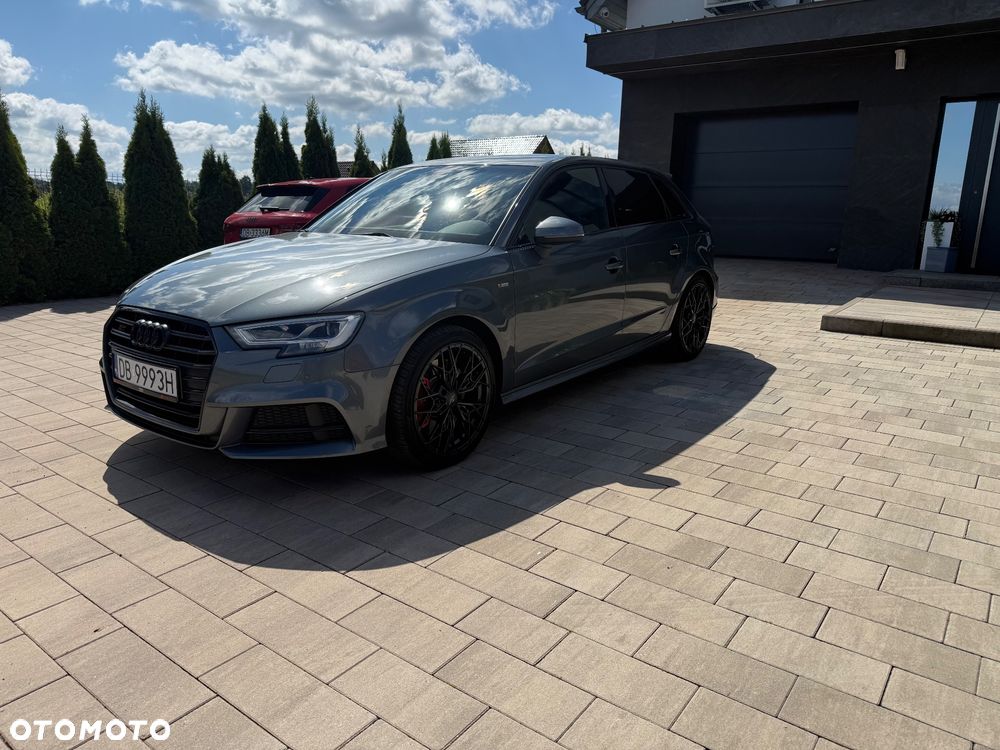 Audi A3 Sportback - 2