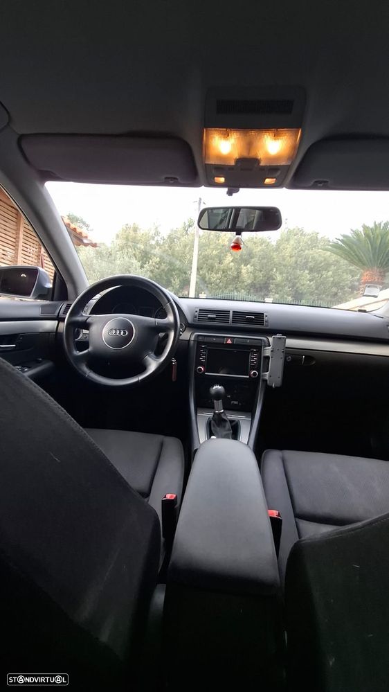 Audi A4 Avant - 8