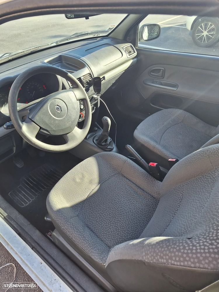 Renault Clio 1.5 dCi SE Storia - 8