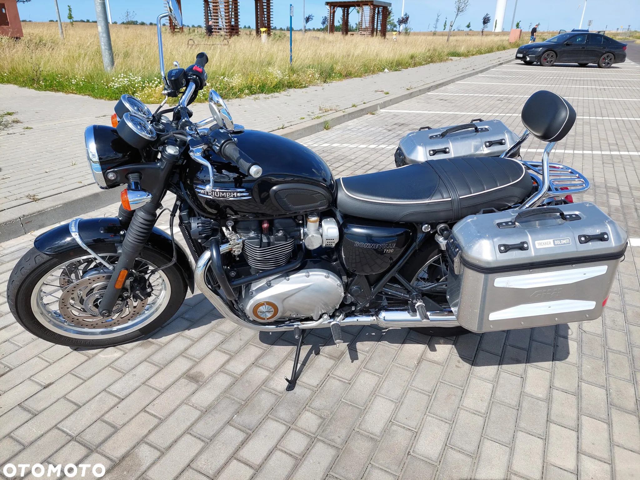 Triumph Bonneville - 3
