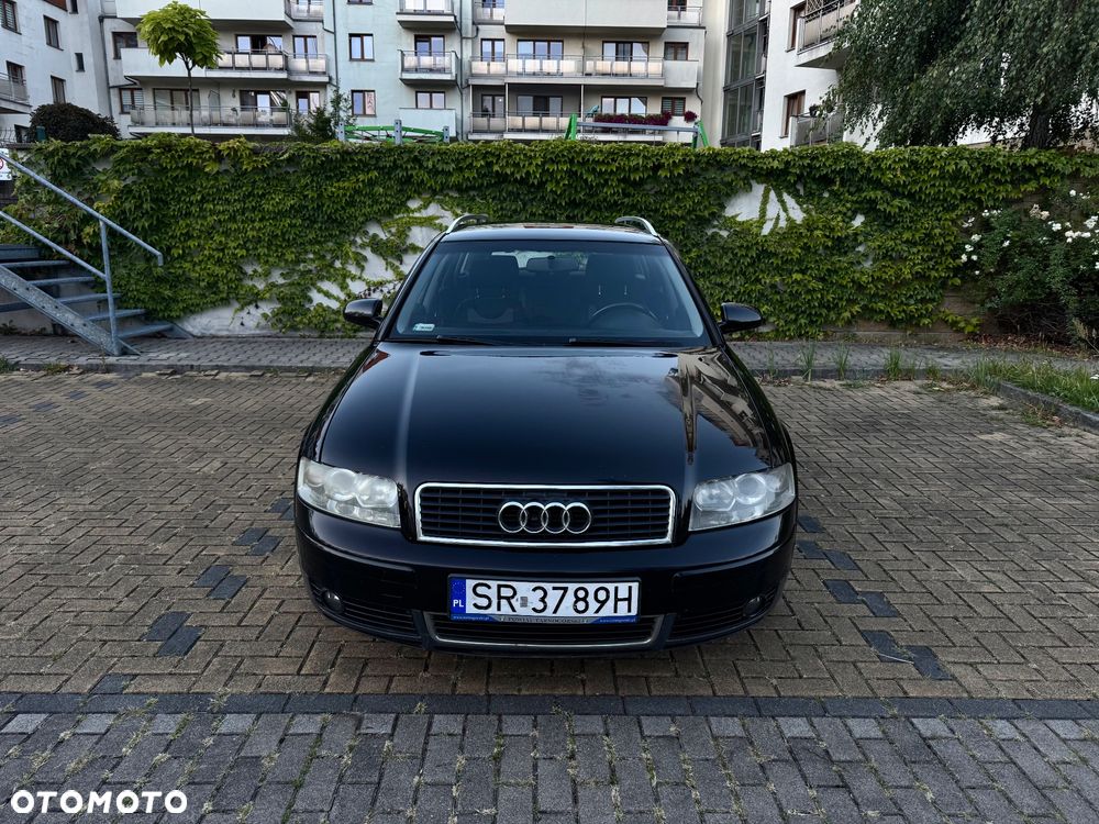 Audi A4 Avant - 11