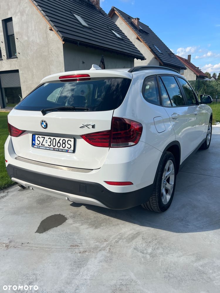 BMW X1 xDrive20d - 14
