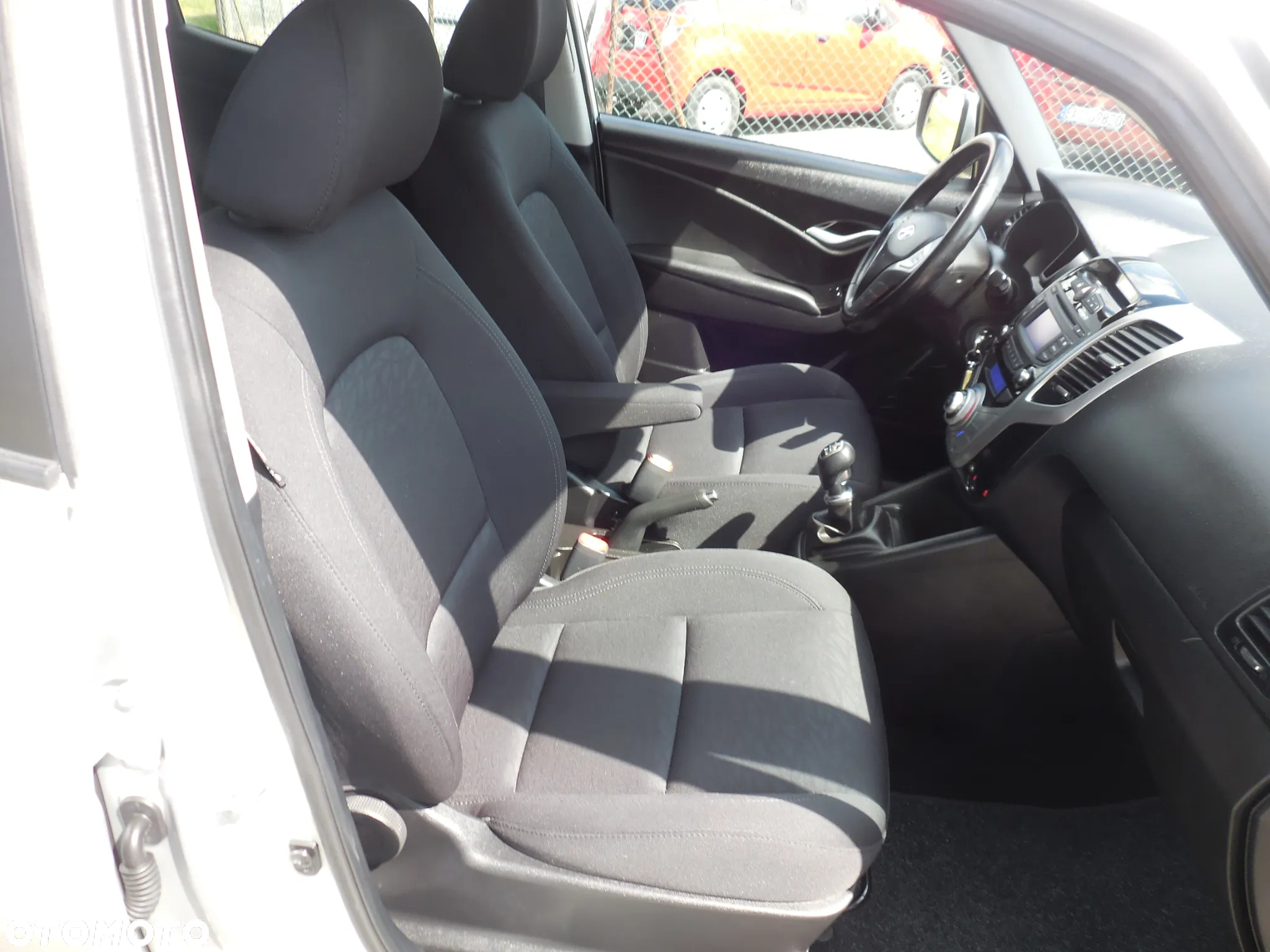 Hyundai ix20 - 11