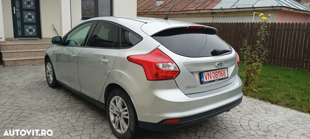 Ford Focus 1.6 Ti-VCT Titanium - 5