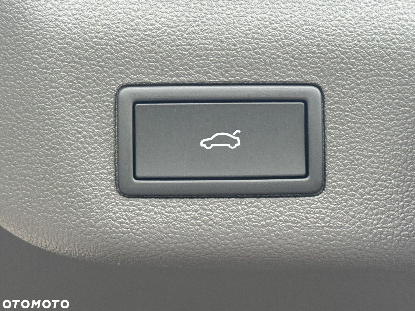 Volkswagen Multivan 2.0 TDI L1 Style DSG - 36
