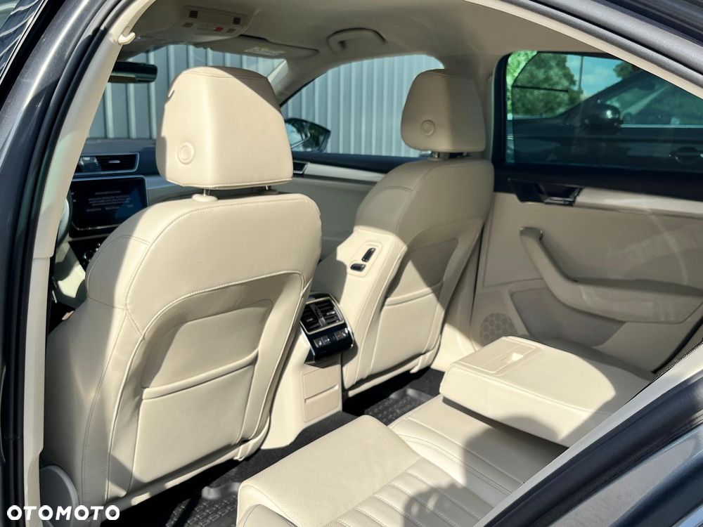 Skoda Superb 2.0 TDI SCR L&K DSG - 26