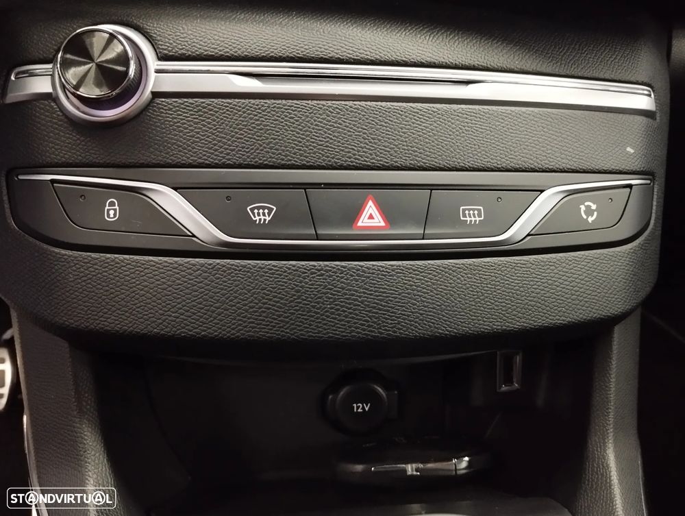 Peugeot 308 SW 1.5 BlueHDi GT Line EAT8 — fotografia 30