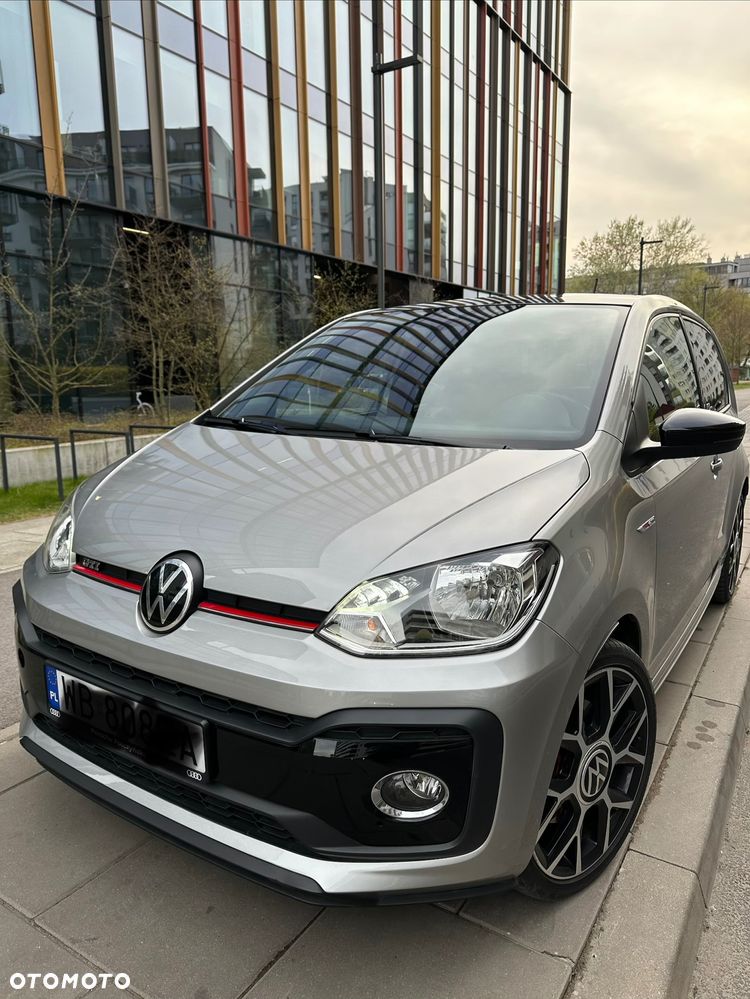 Volkswagen up! 1.0 TSI GTI - 1