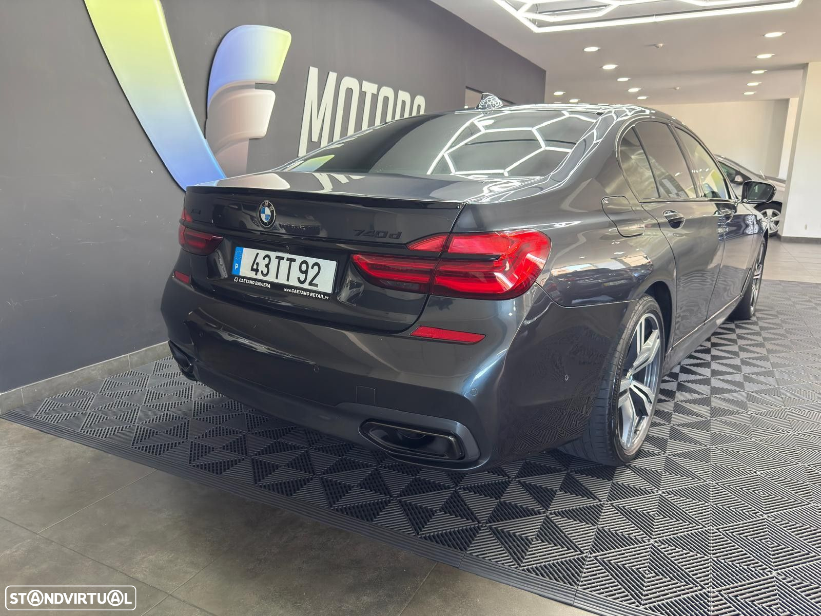 BMW 740 d xDrive Pack M - 9