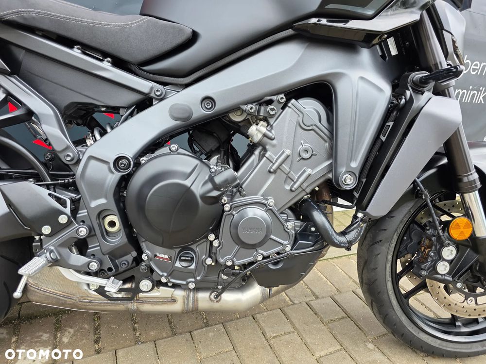 Yamaha MT - 24