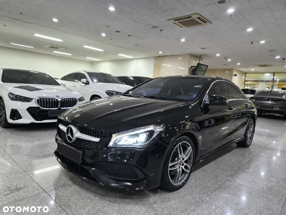 Mercedes-Benz CLA - 1