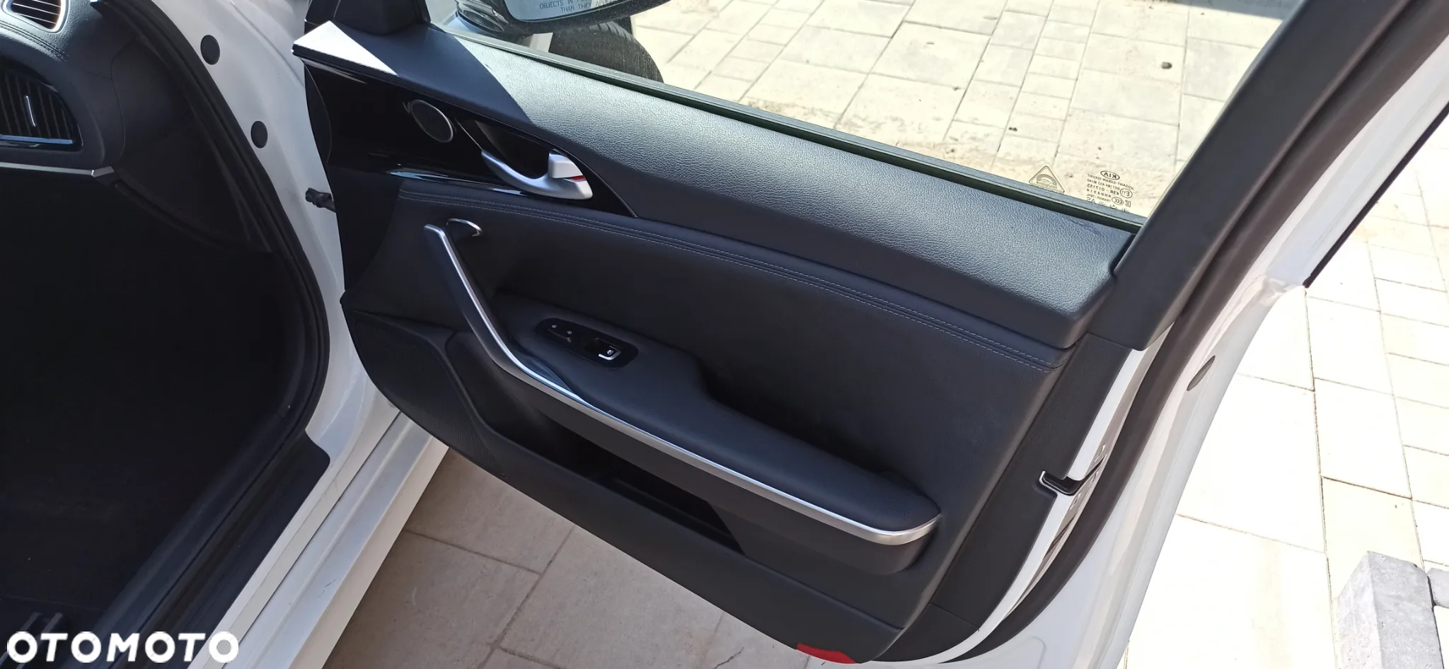Kia Stinger 2.0 T-GDI GT Line - 13