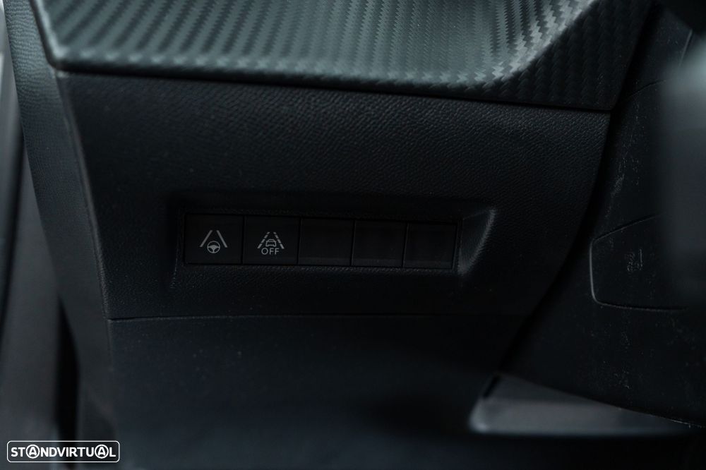 Peugeot 2008 1.5 BlueHDi GT Line EAT8 - 19