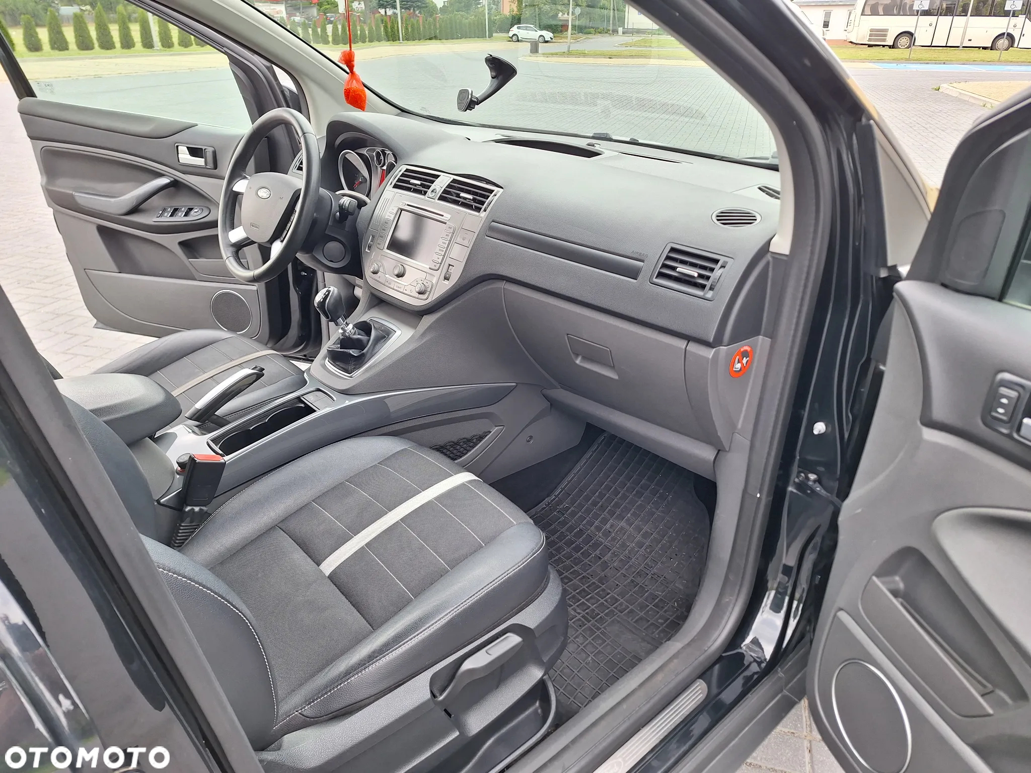 Ford Kuga 2.0 TDCi Titanium - 12