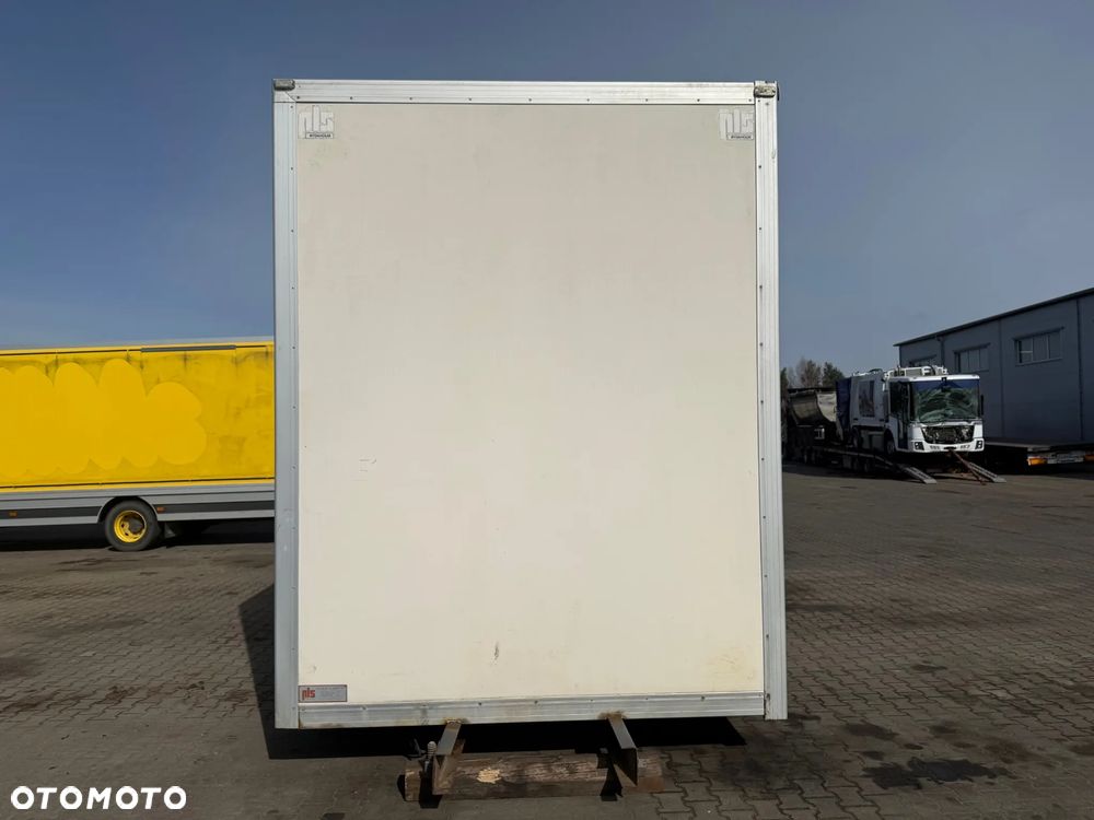 Kontener zabudowa magazyn magazynek VOLVO SCANIA - 6