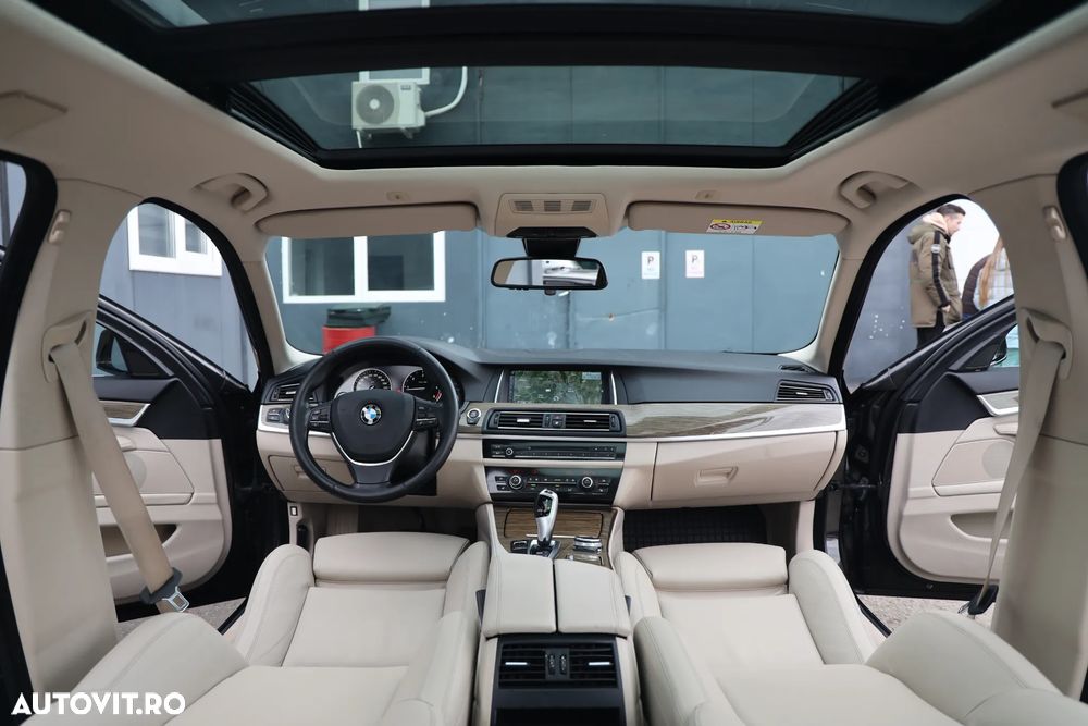 BMW Seria 5 525d Aut. - 11