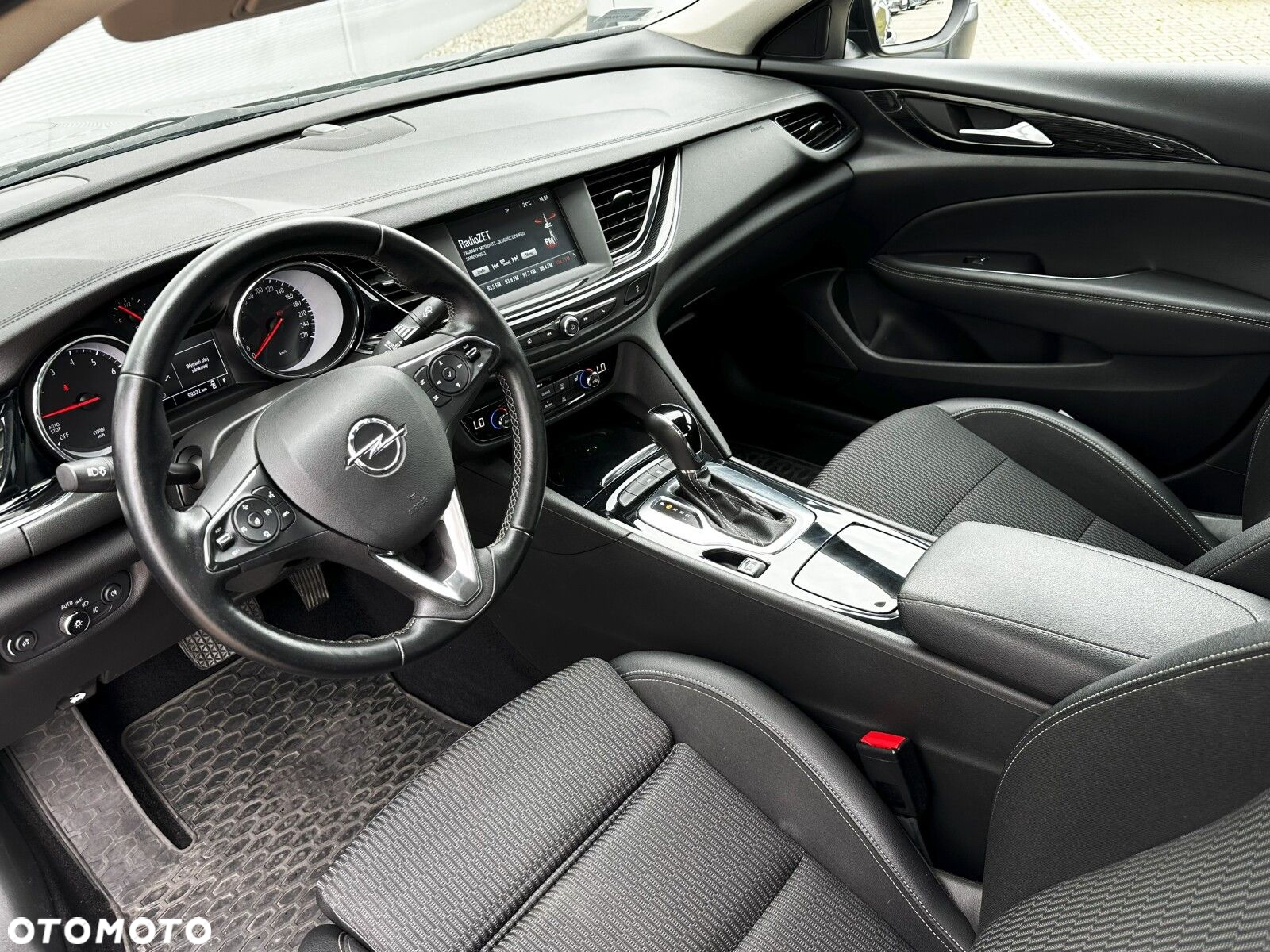 Opel Insignia 1.5 T Elite S&S - 9