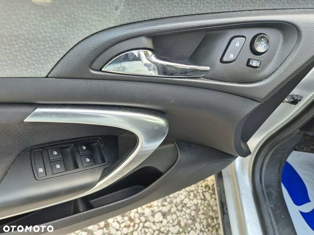 Opel Insignia - 14