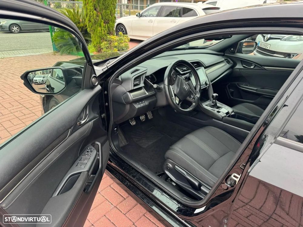 Honda Civic 1.6 i-DTEC Elegance Navi - 12