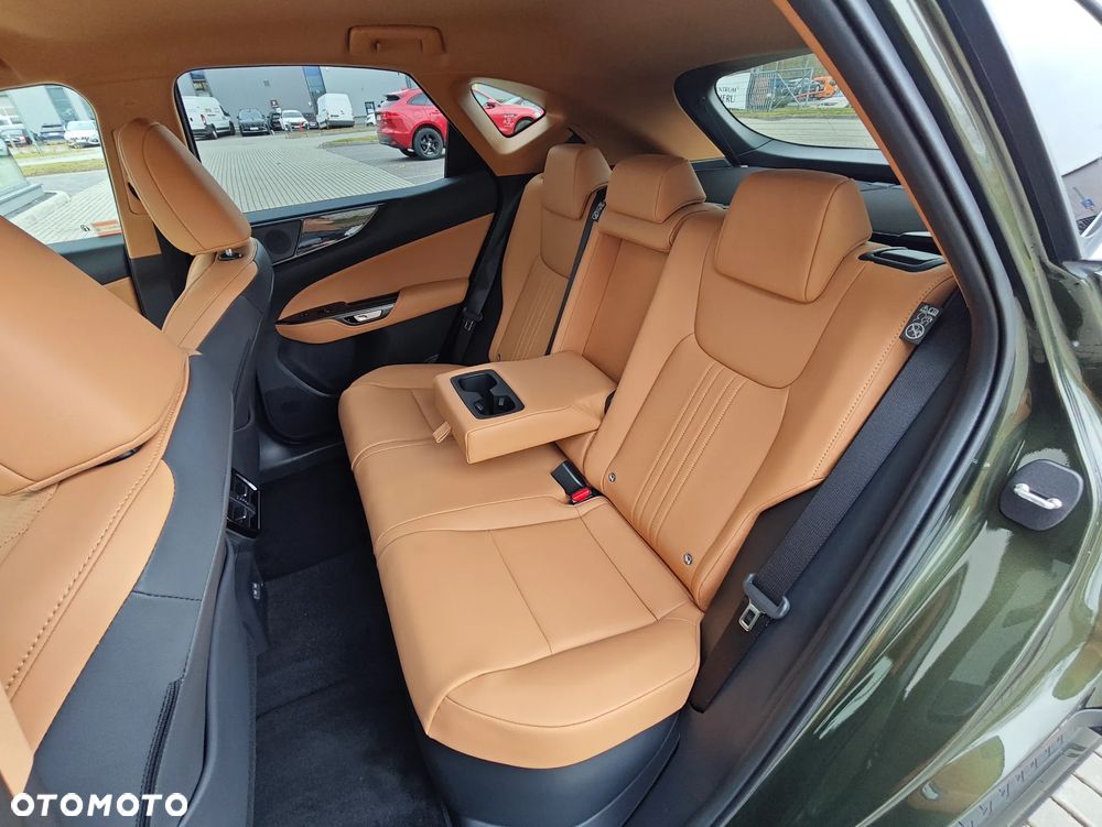 Lexus NX 350h Prestige AWD - 15