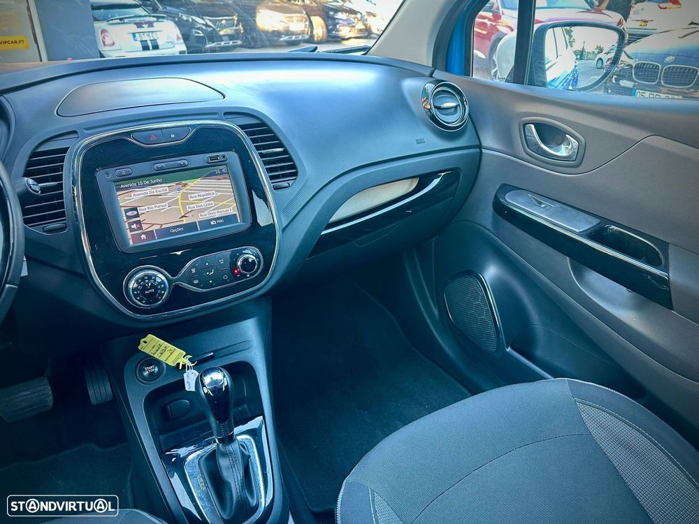 Renault Captur 1.5 dCi Exclusive EDC - 11