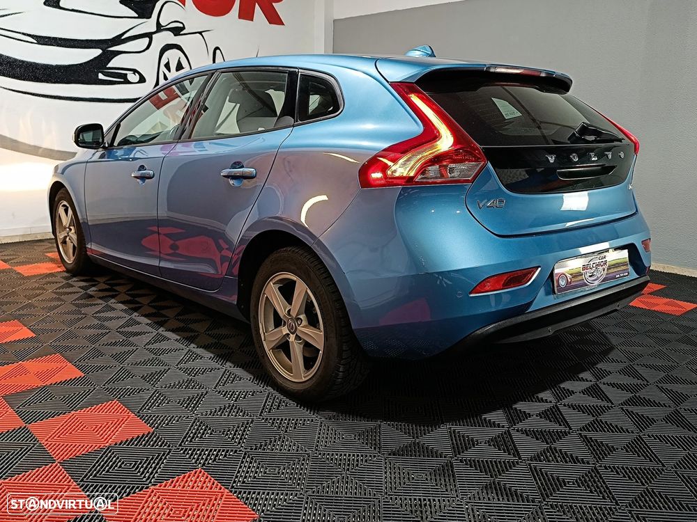 Volvo V40 1.6 D2 Kinetic - 22