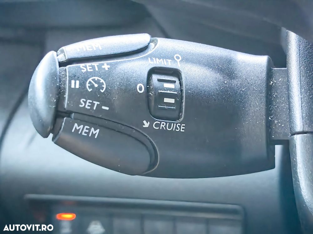 Toyota Proace 1.5 D-4D 102CP 5MT 6+1 L2H1 Comfort - 24