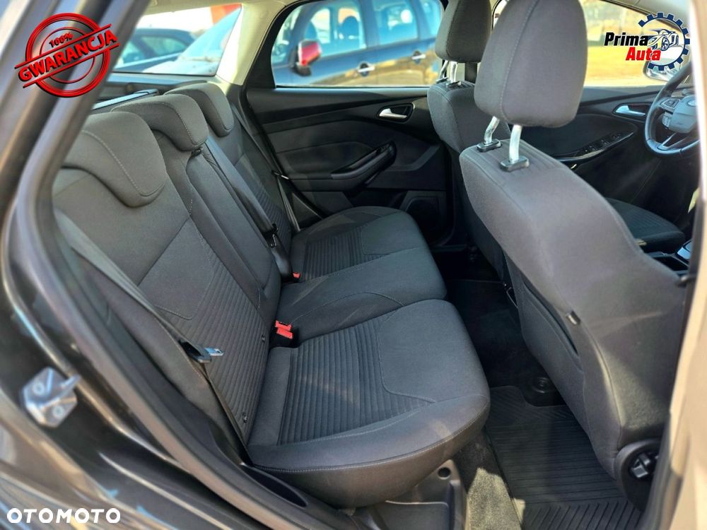 Ford Focus 1.0 EcoBoost Titanium Design - 32