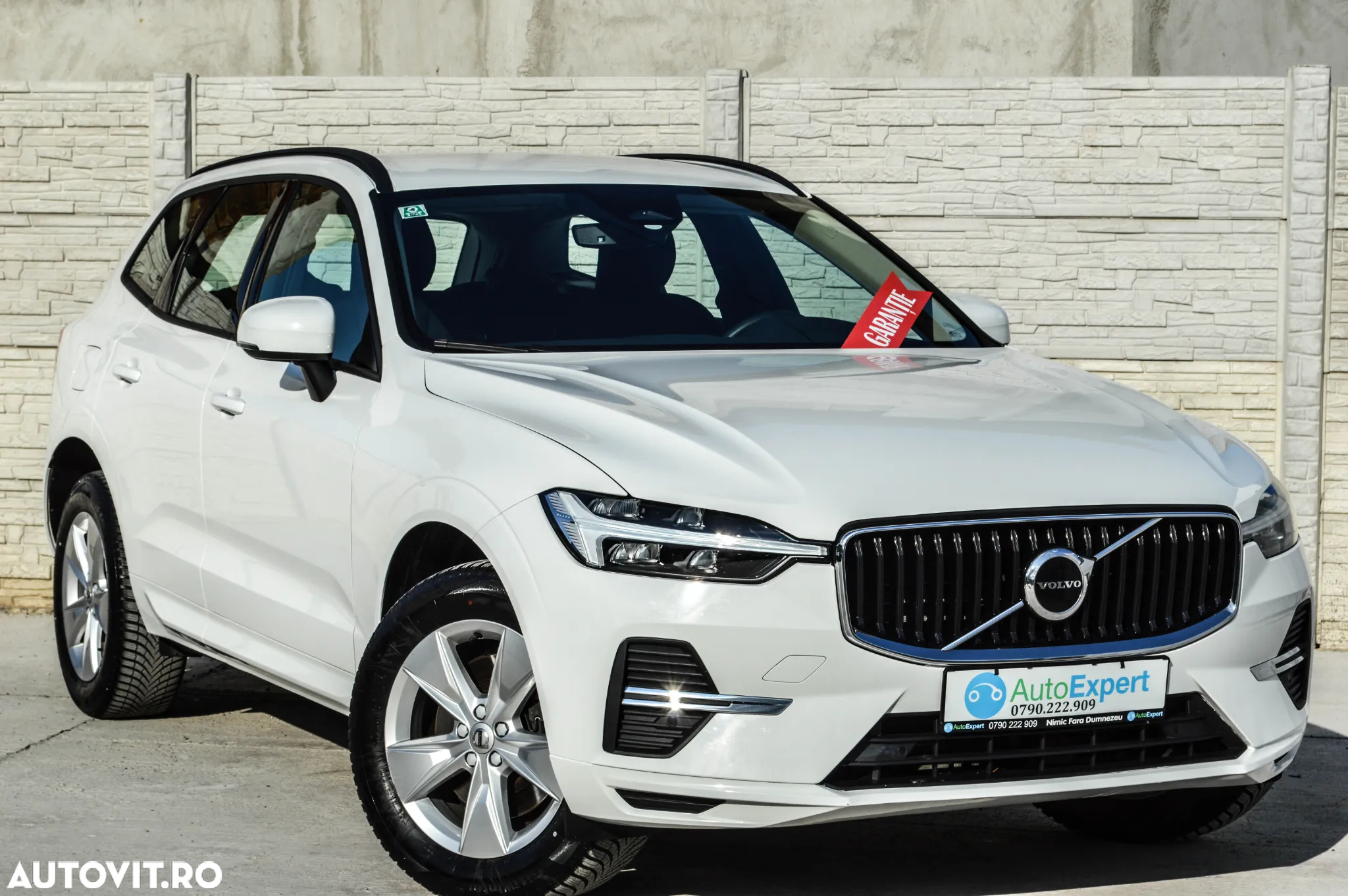 Volvo XC 60 B4 MHEV AT AWD Core - 2