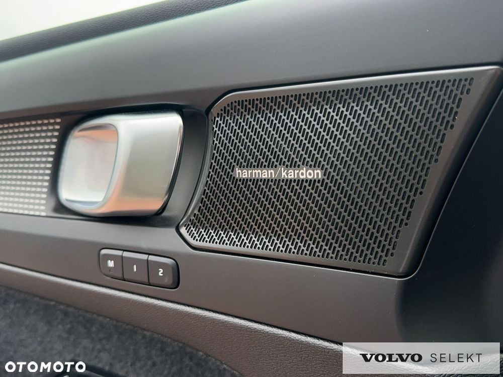 Volvo XC 40 B4 Ultra Dark - 28