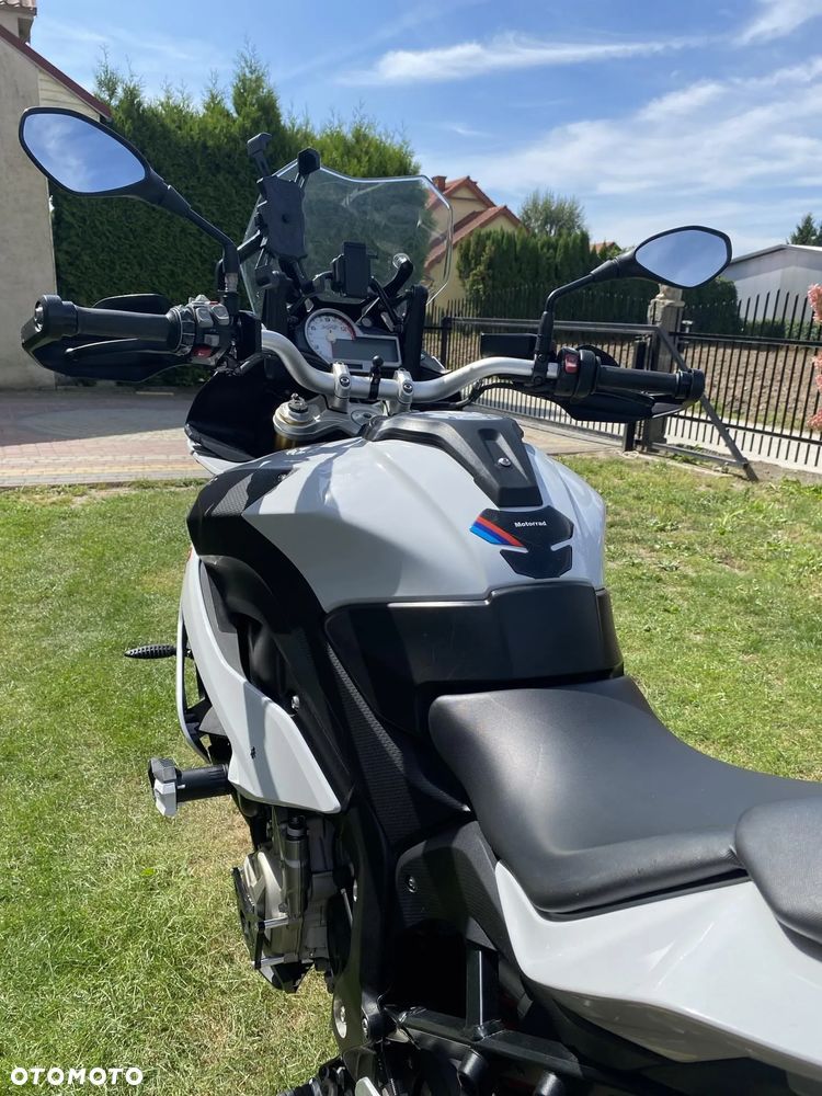 BMW XR - 7