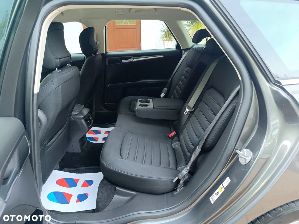 Ford Mondeo 2.0 TDCi Ambiente Plus - 34