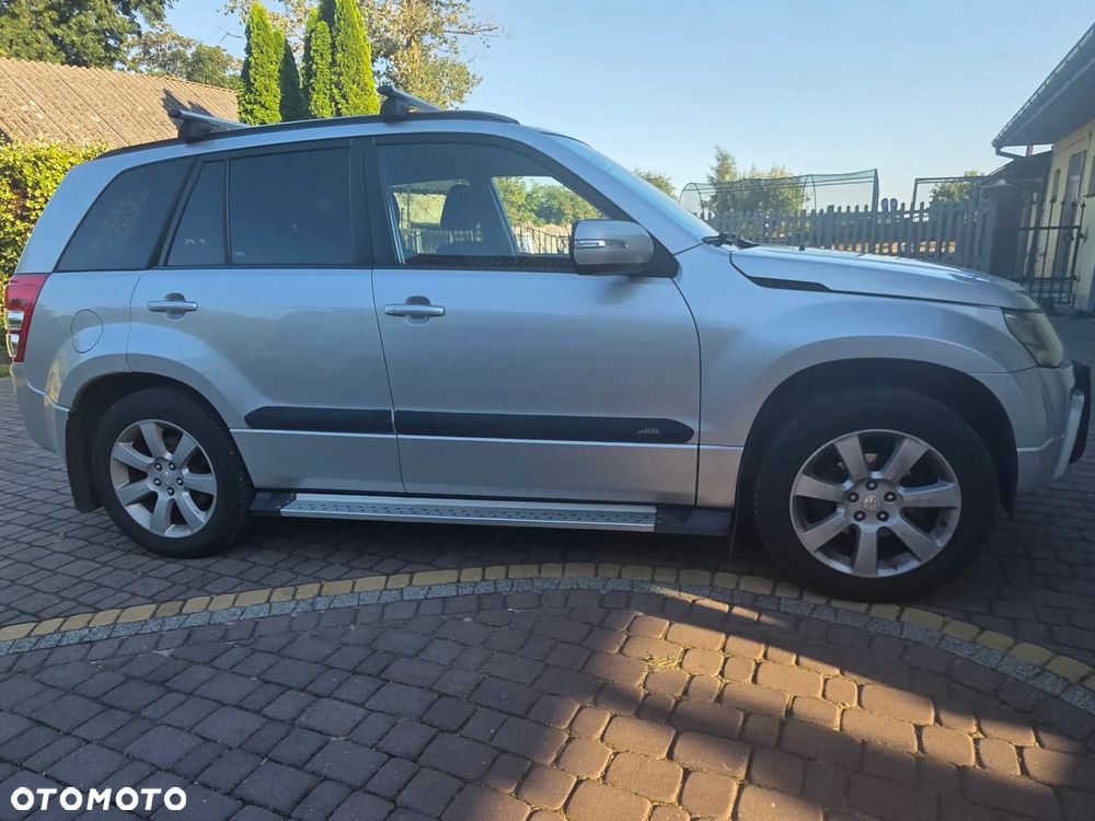 Suzuki Grand Vitara 2.0 - 2