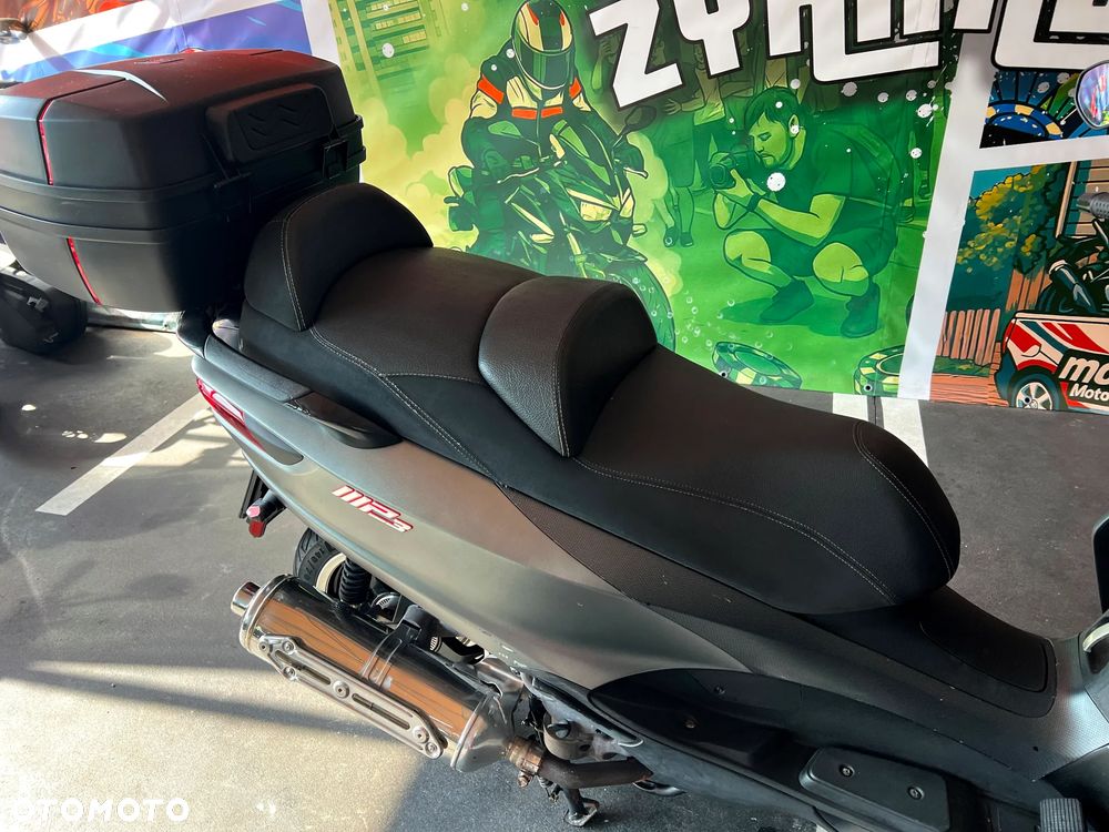 Piaggio MP-3 - 7