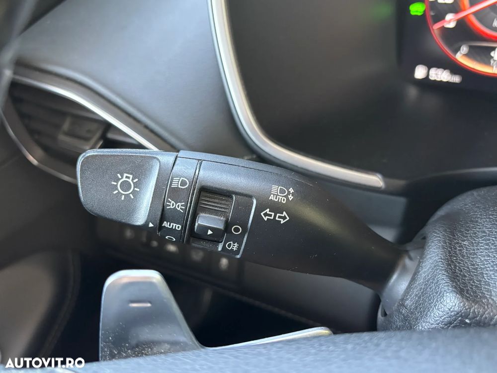 Hyundai Santa Fe 1.6 HEV 2WD Signature - 31