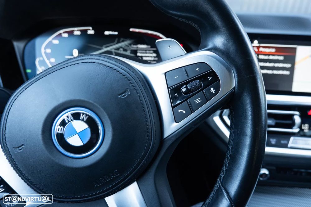 BMW 330 e Pack M Auto - 4
