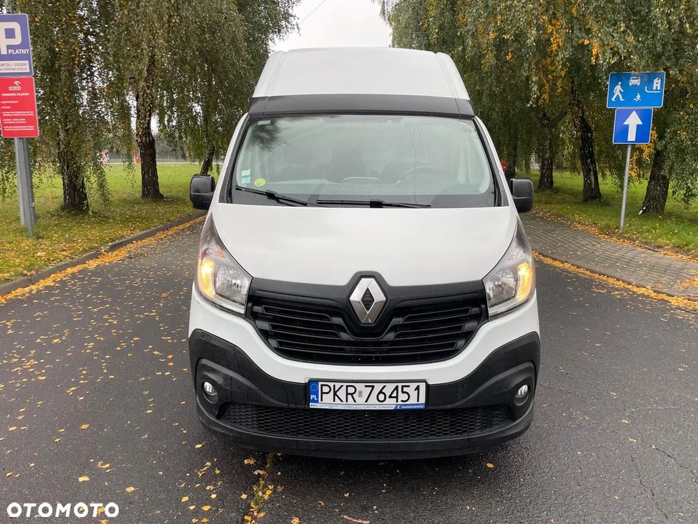 Renault Trafic - 2