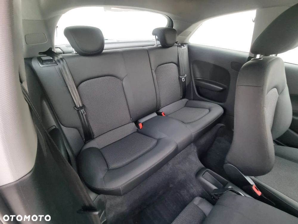 Audi A1 3-drzwiowe 1.2 TFSI Attraction - 10