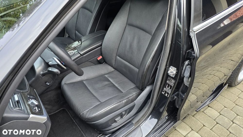 BMW Seria 5 - 17