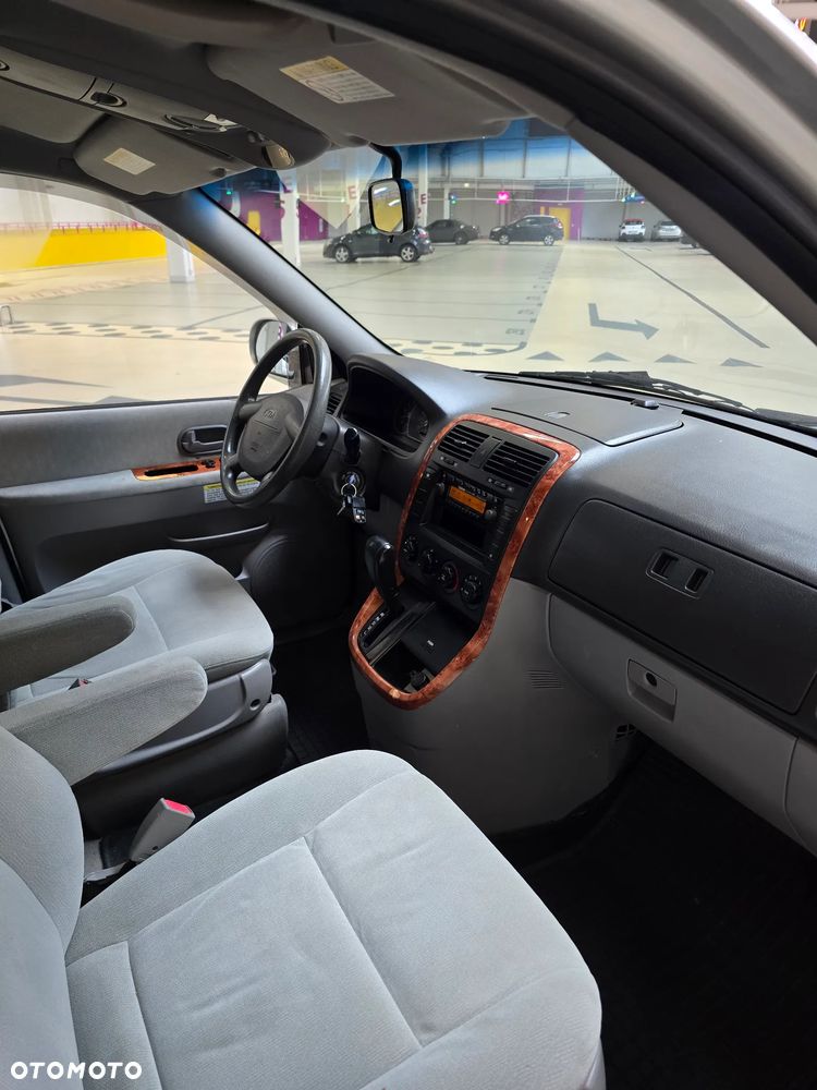 Kia Carnival 2.9 CRDi / Voyage - 3