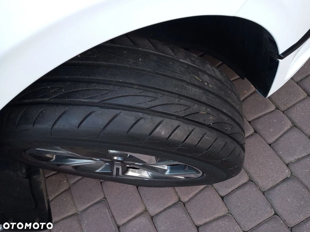 Kia Ceed 1.5 T-GDI M - 13