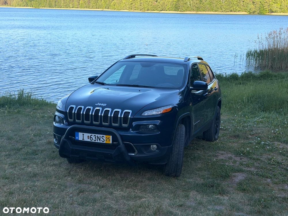 Jeep Cherokee - 2