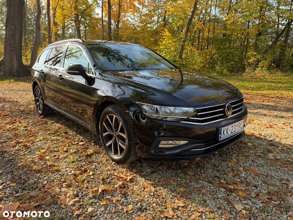 Volkswagen Passat 2023 photo 2