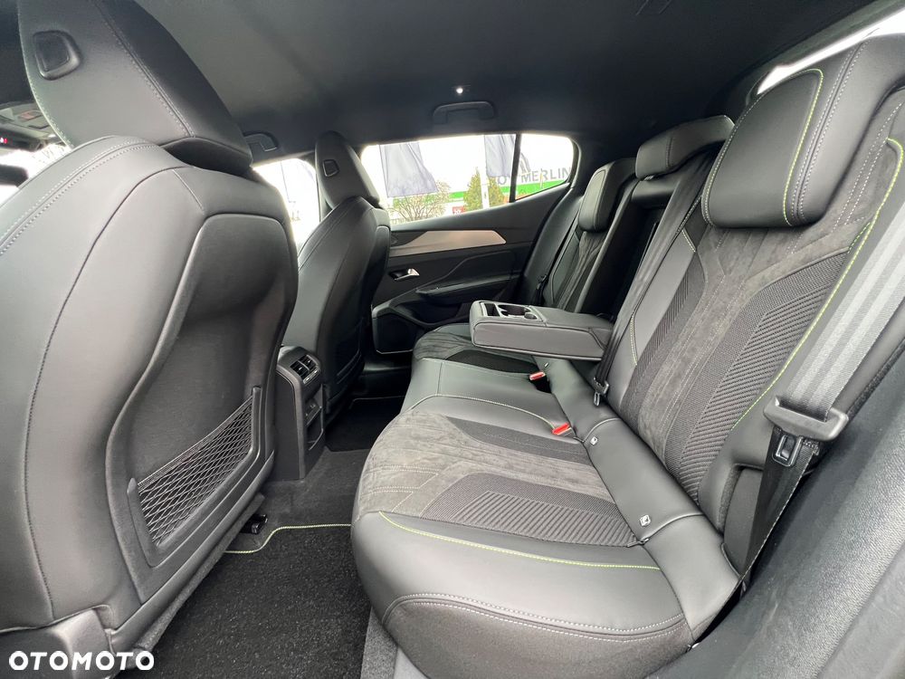 Peugeot 408 1.6 Plug-in Hybrid 240 GT Exclusive e-DCS7 - 21