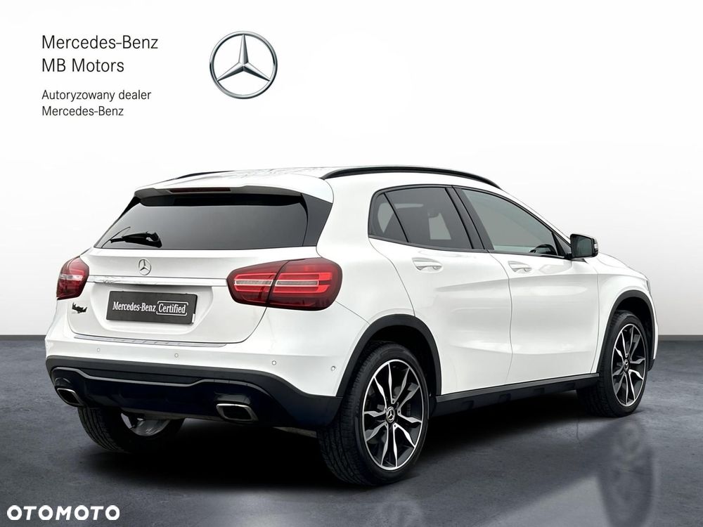 Mercedes-Benz GLA - 6