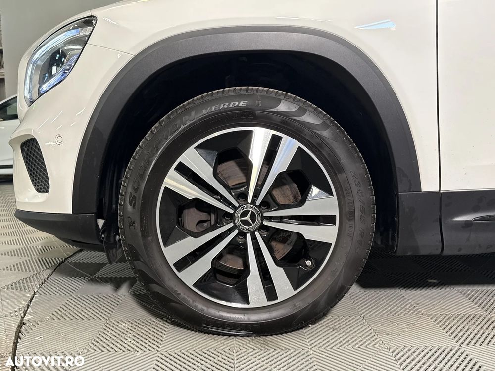 Mercedes-Benz GLB 200 d 4MATIC 8G-DCT - 14