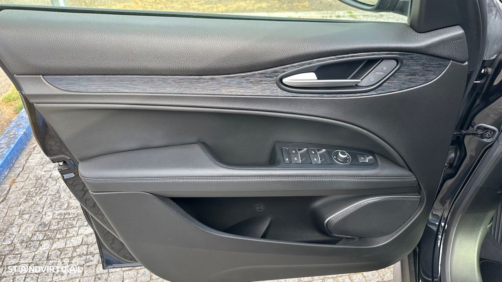Alfa Romeo Stelvio 2.2 D AT8 - 20